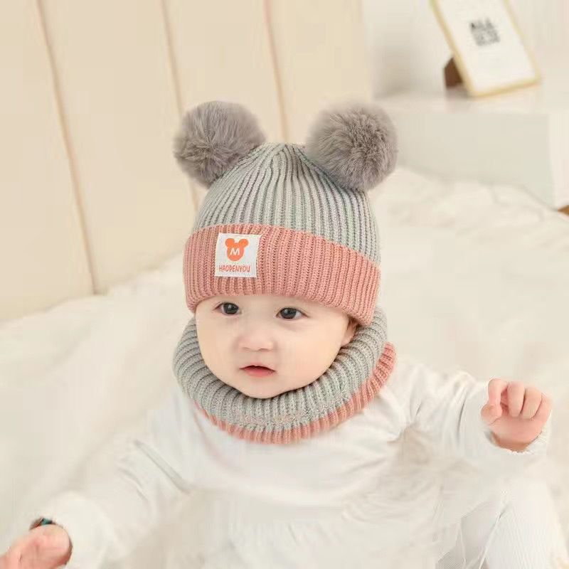 Mũ len quả bông kèm khăn quàng cho bé - tongkhothienan.com