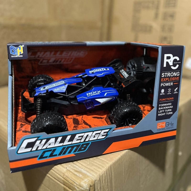 Xe địa hình điều khiển từ xa HD073 Xe địa hình điều khiển từ xa HD073