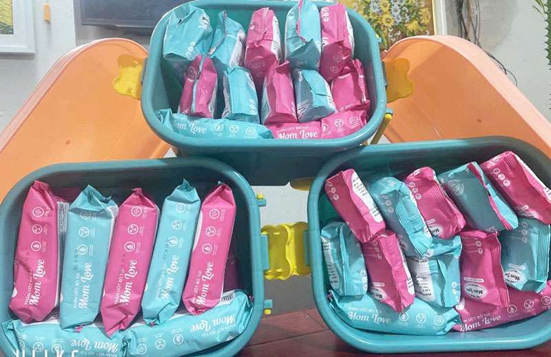 Set 30 xô khăn ướt thỏ Ku007 ( xô 10 gói 20 tờ)