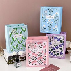 Túi giấy quai lụa họa tiết hoa hk178